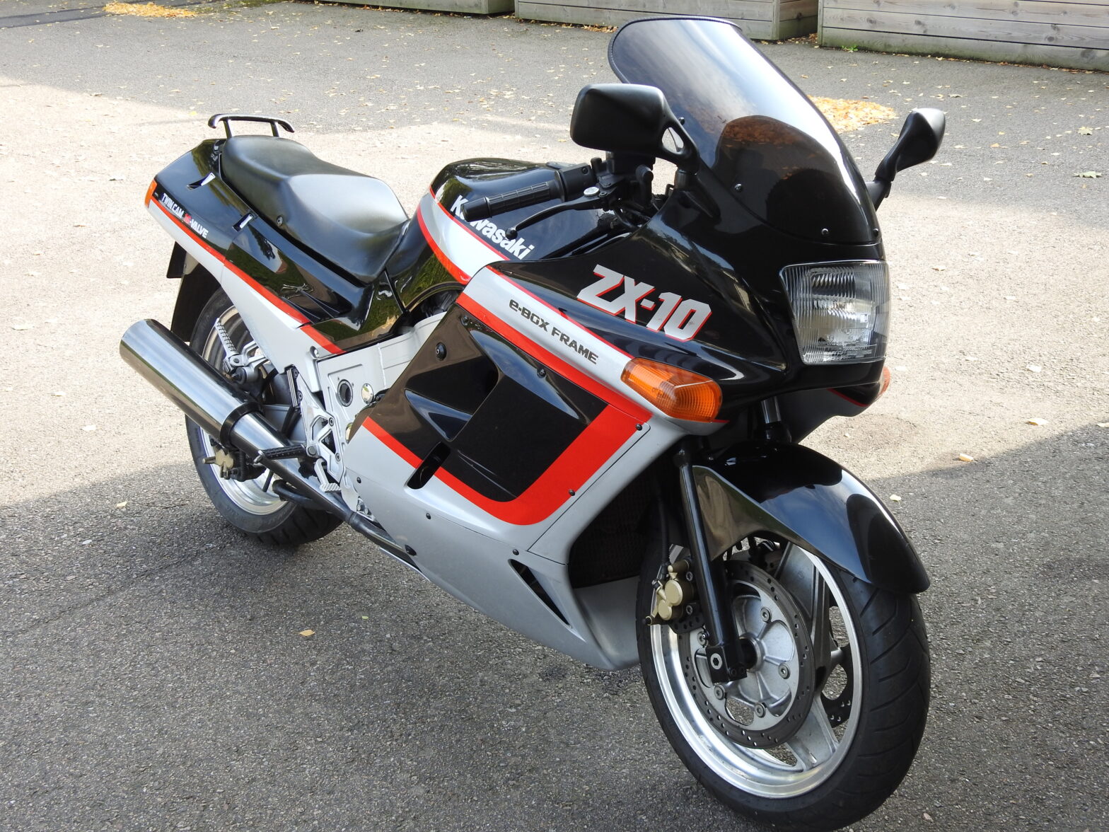 Kawasaki ZX 10 R  1988